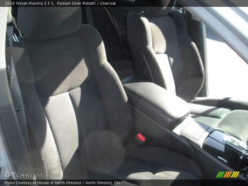Radiant Silver Metallic / Charcoal 2009 Nissan Maxima 3.5 S