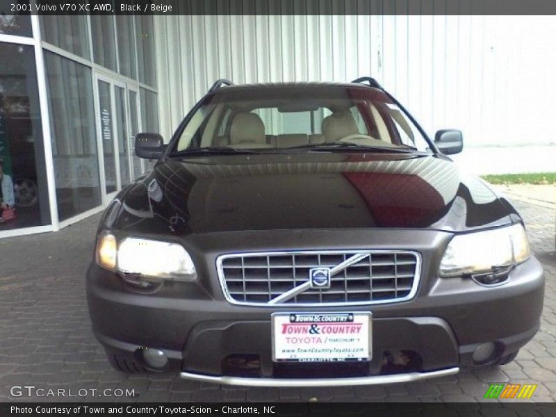 Black / Beige 2001 Volvo V70 XC AWD