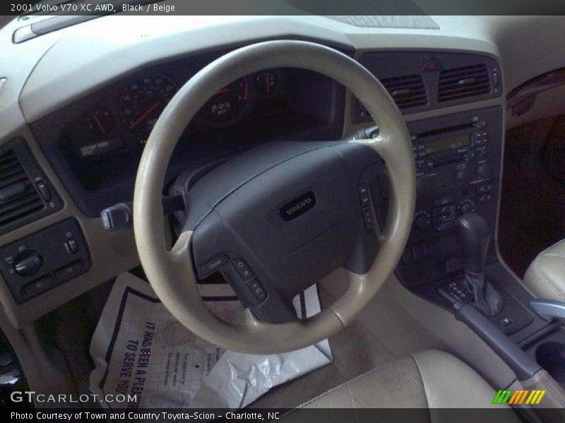 Black / Beige 2001 Volvo V70 XC AWD