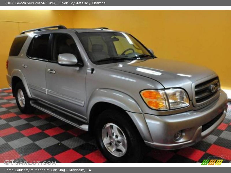 Silver Sky Metallic / Charcoal 2004 Toyota Sequoia SR5 4x4