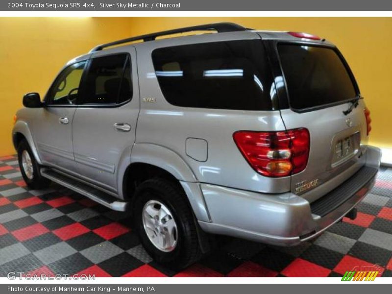 Silver Sky Metallic / Charcoal 2004 Toyota Sequoia SR5 4x4
