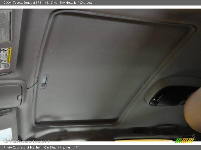 Silver Sky Metallic / Charcoal 2004 Toyota Sequoia SR5 4x4