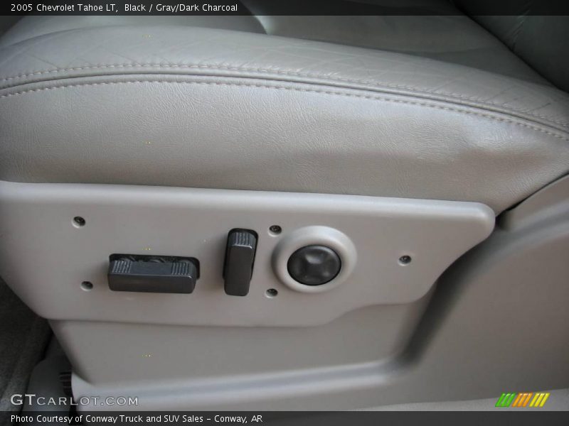 Black / Gray/Dark Charcoal 2005 Chevrolet Tahoe LT