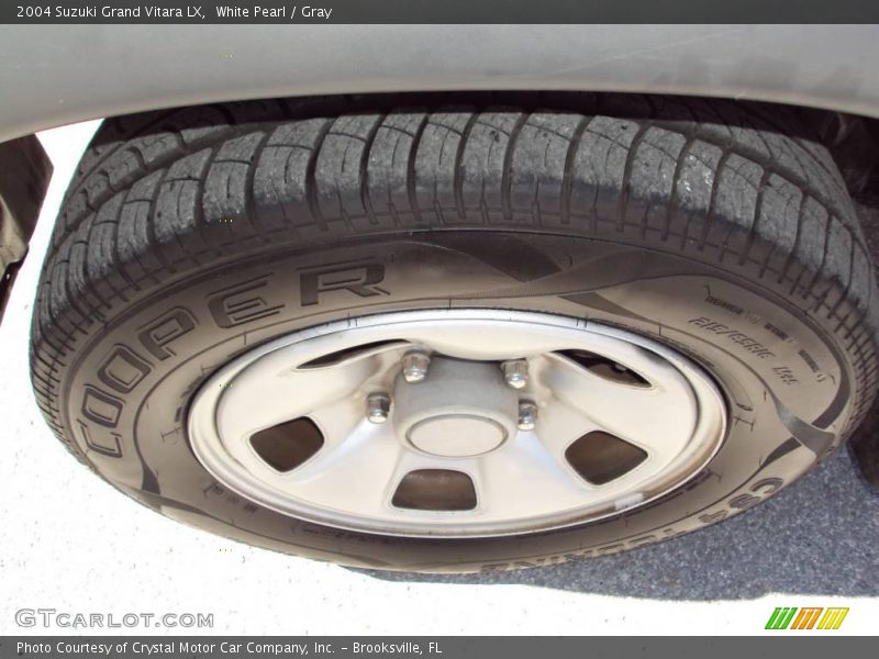 White Pearl / Gray 2004 Suzuki Grand Vitara LX