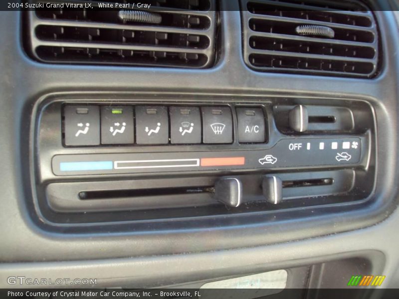 White Pearl / Gray 2004 Suzuki Grand Vitara LX