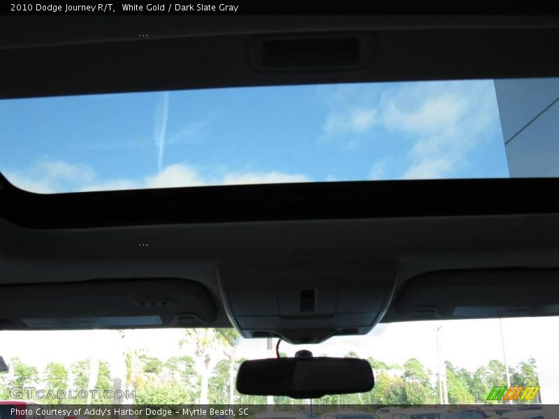White Gold / Dark Slate Gray 2010 Dodge Journey R/T