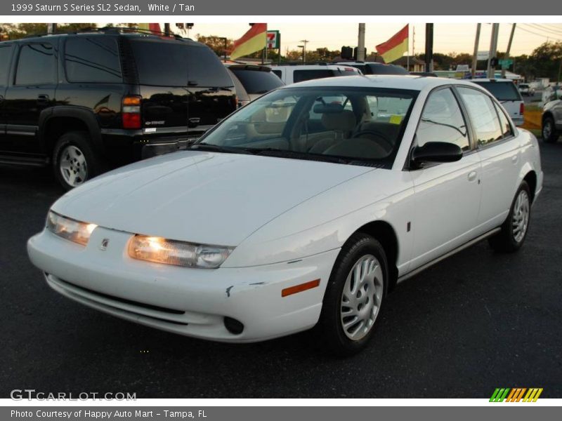 White / Tan 1999 Saturn S Series SL2 Sedan