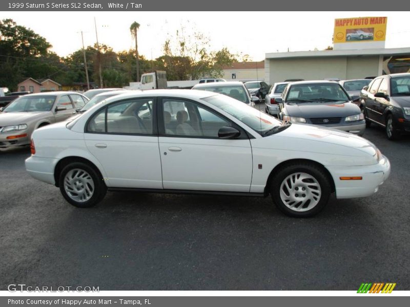 White / Tan 1999 Saturn S Series SL2 Sedan
