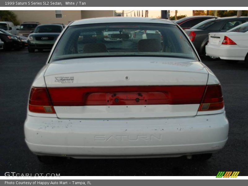 White / Tan 1999 Saturn S Series SL2 Sedan