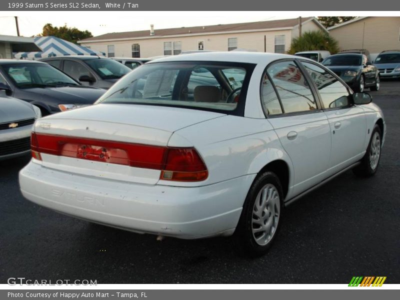 White / Tan 1999 Saturn S Series SL2 Sedan