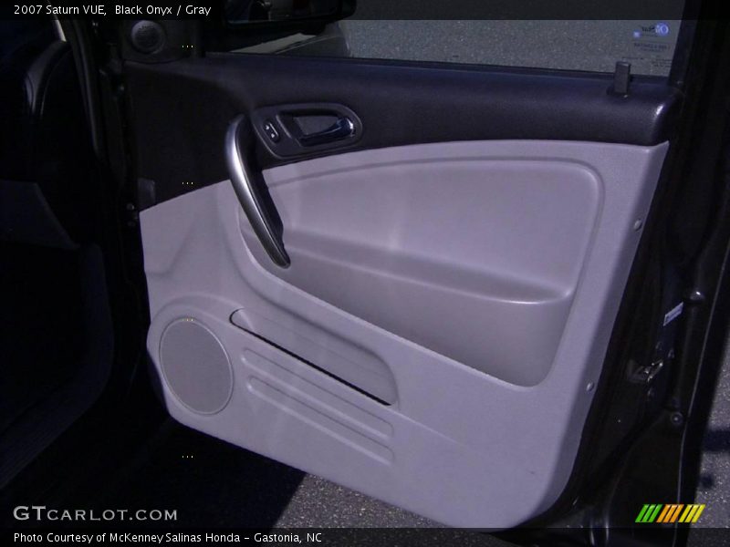 Black Onyx / Gray 2007 Saturn VUE
