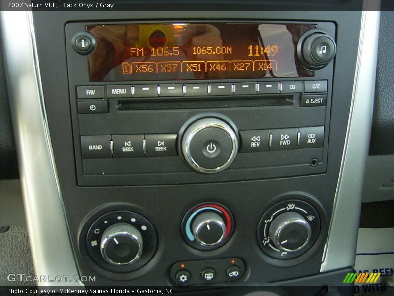Black Onyx / Gray 2007 Saturn VUE