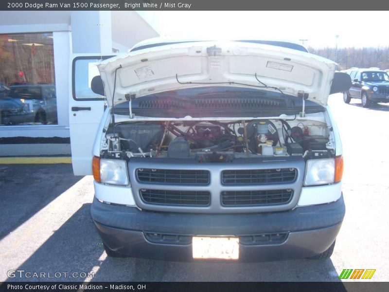 Bright White / Mist Gray 2000 Dodge Ram Van 1500 Passenger