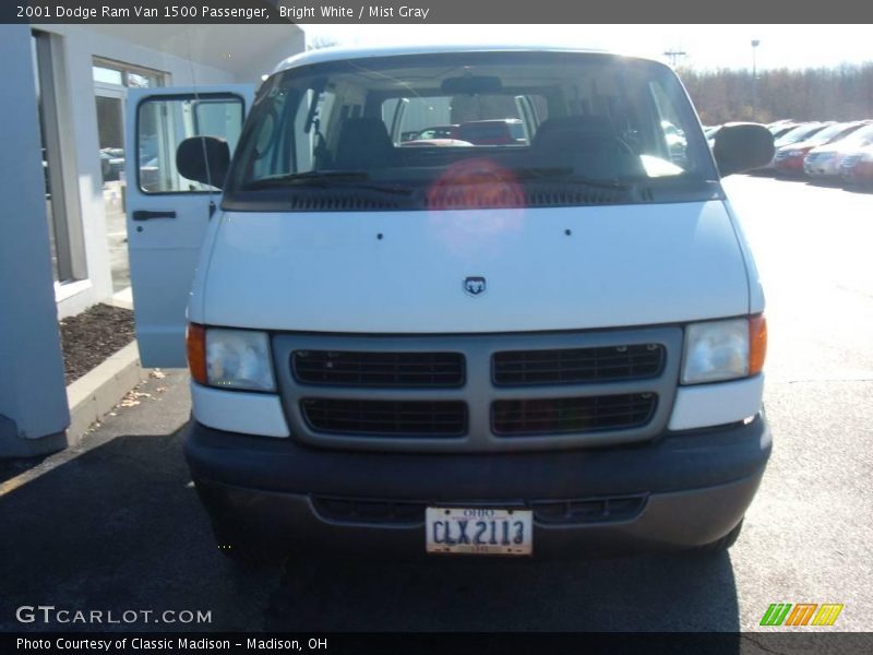Bright White / Mist Gray 2001 Dodge Ram Van 1500 Passenger