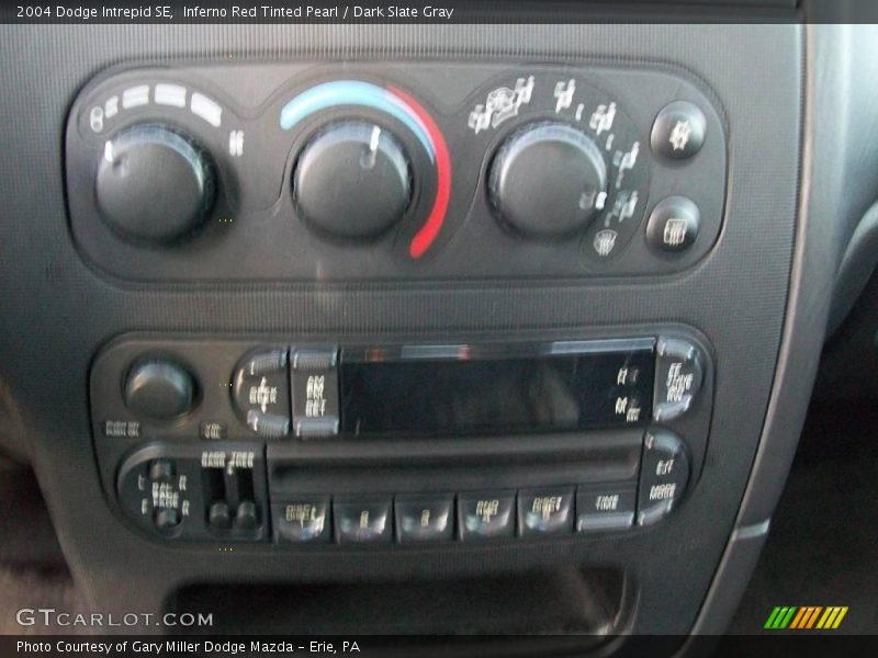 Inferno Red Tinted Pearl / Dark Slate Gray 2004 Dodge Intrepid SE