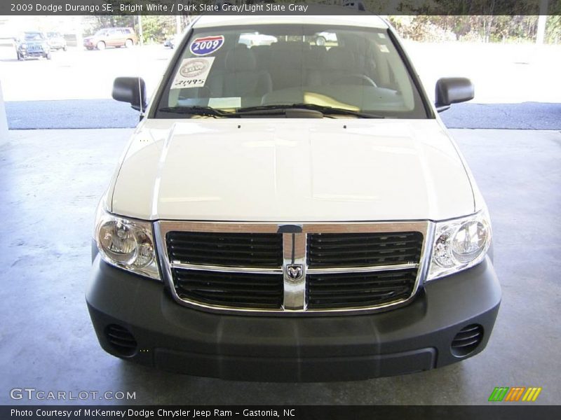 Bright White / Dark Slate Gray/Light Slate Gray 2009 Dodge Durango SE