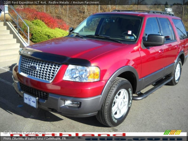 Redfire Metallic / Medium Parchment 2005 Ford Expedition XLT 4x4