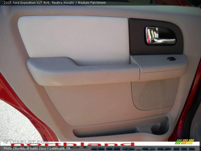 Redfire Metallic / Medium Parchment 2005 Ford Expedition XLT 4x4