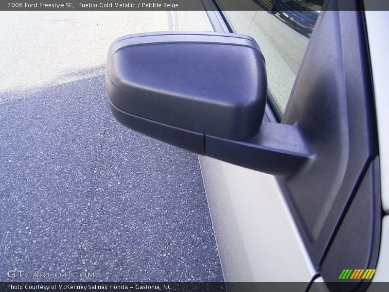 Pueblo Gold Metallic / Pebble Beige 2006 Ford Freestyle SE