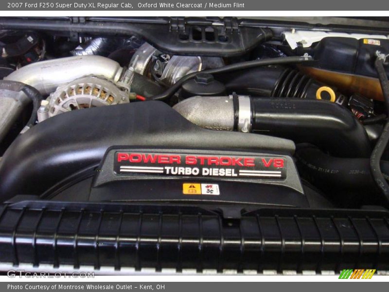 Oxford White Clearcoat / Medium Flint 2007 Ford F250 Super Duty XL Regular Cab