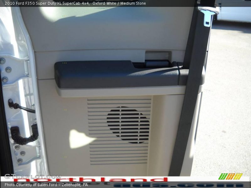 Oxford White / Medium Stone 2010 Ford F350 Super Duty XL SuperCab 4x4