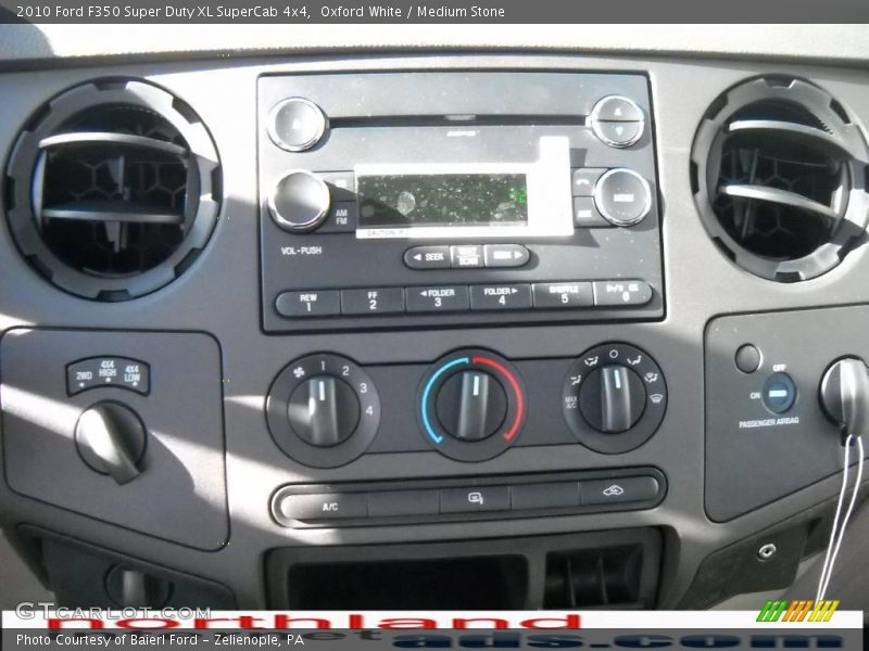 Oxford White / Medium Stone 2010 Ford F350 Super Duty XL SuperCab 4x4