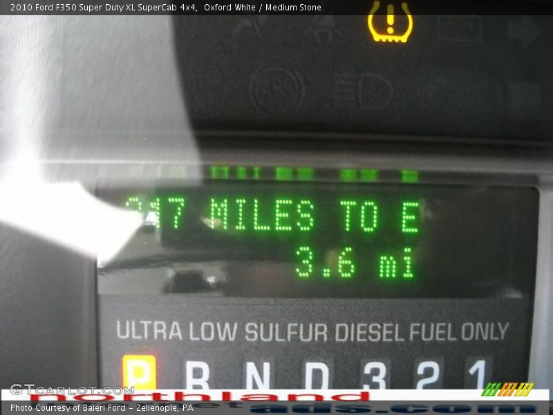 Oxford White / Medium Stone 2010 Ford F350 Super Duty XL SuperCab 4x4