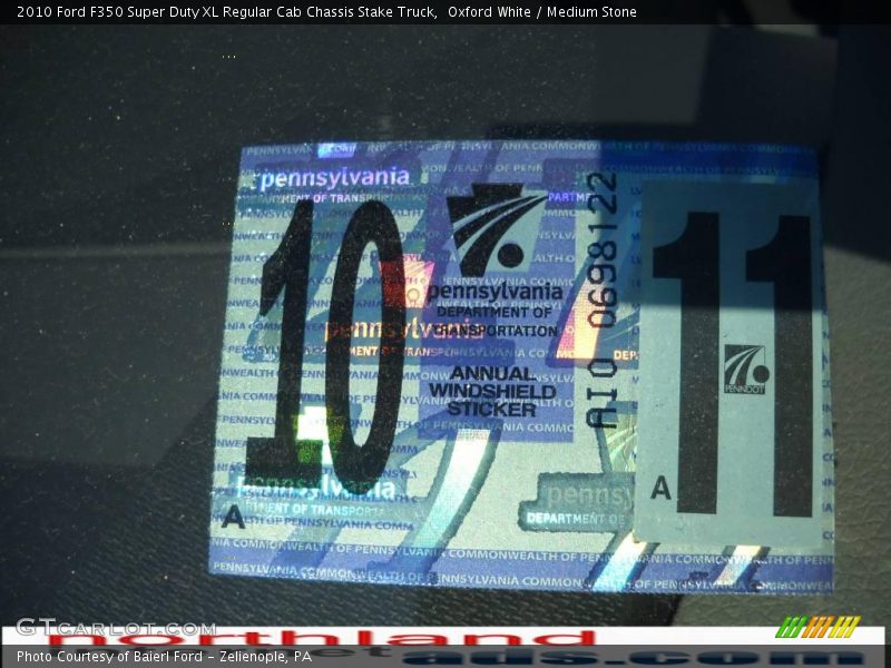 Oxford White / Medium Stone 2010 Ford F350 Super Duty XL Regular Cab Chassis Stake Truck