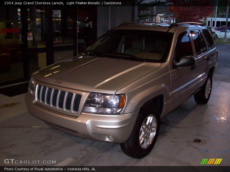 Light Pewter Metallic / Sandstone 2004 Jeep Grand Cherokee Laredo