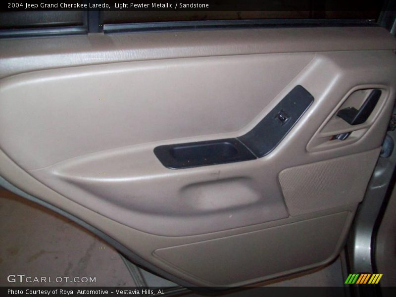 Light Pewter Metallic / Sandstone 2004 Jeep Grand Cherokee Laredo