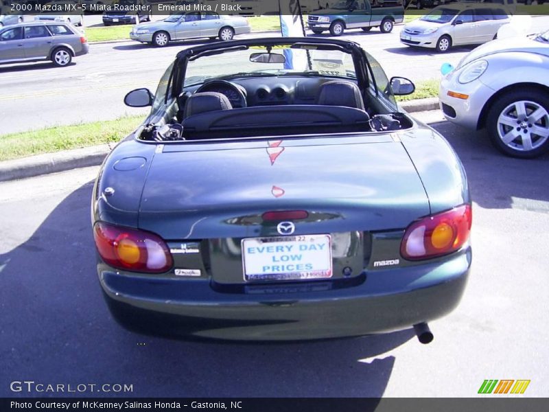 Emerald Mica / Black 2000 Mazda MX-5 Miata Roadster