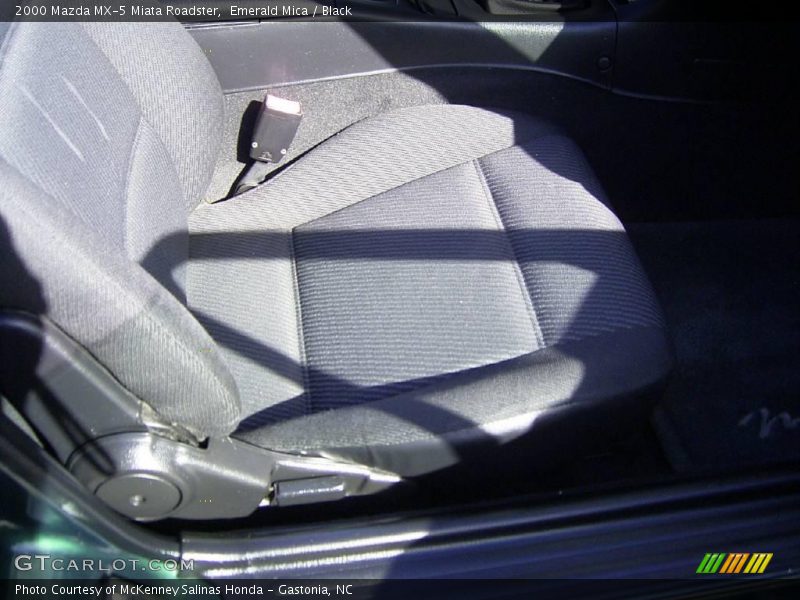 Emerald Mica / Black 2000 Mazda MX-5 Miata Roadster