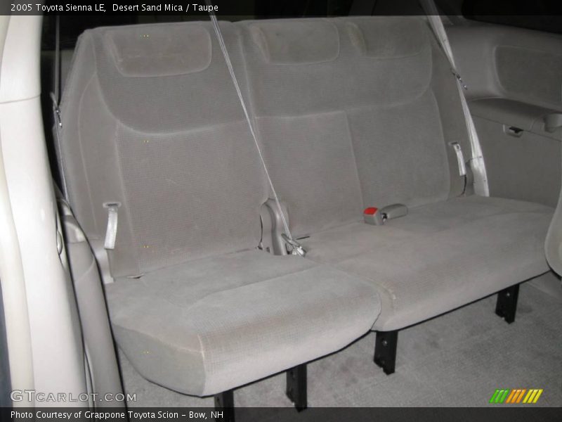Desert Sand Mica / Taupe 2005 Toyota Sienna LE