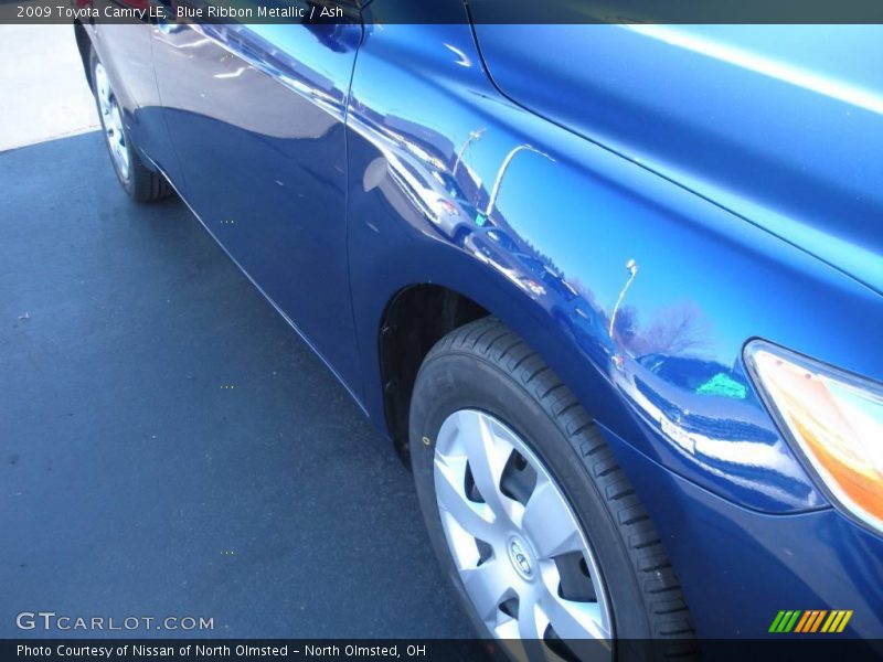 Blue Ribbon Metallic / Ash 2009 Toyota Camry LE