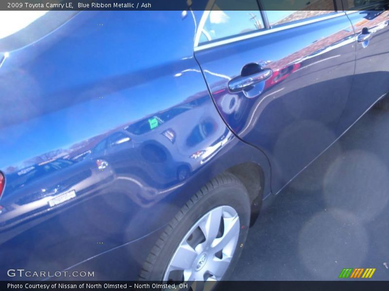 Blue Ribbon Metallic / Ash 2009 Toyota Camry LE