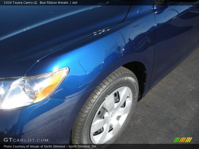 Blue Ribbon Metallic / Ash 2009 Toyota Camry LE