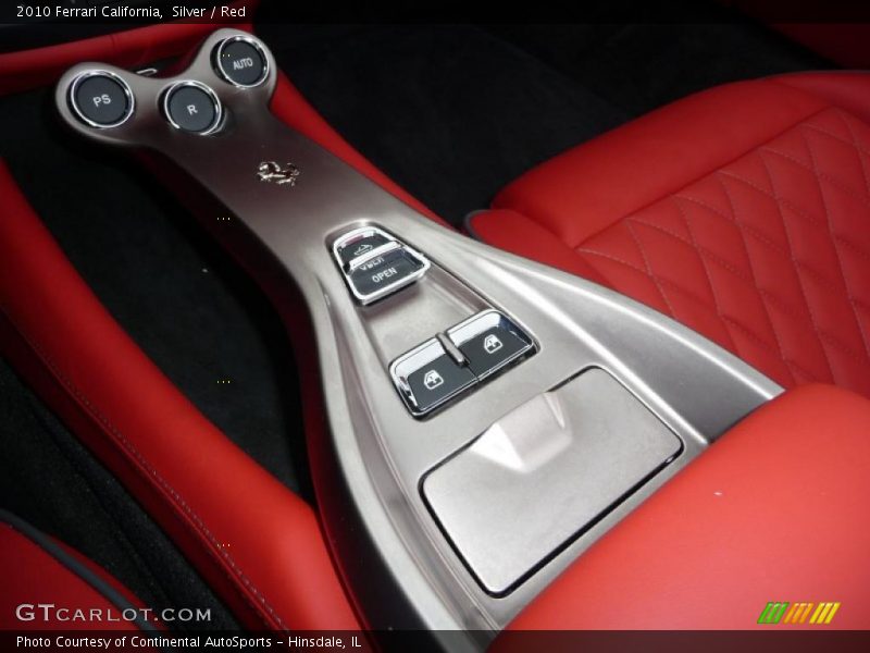 Silver / Red 2010 Ferrari California