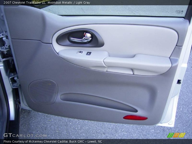 Moondust Metallic / Light Gray 2007 Chevrolet TrailBlazer LS