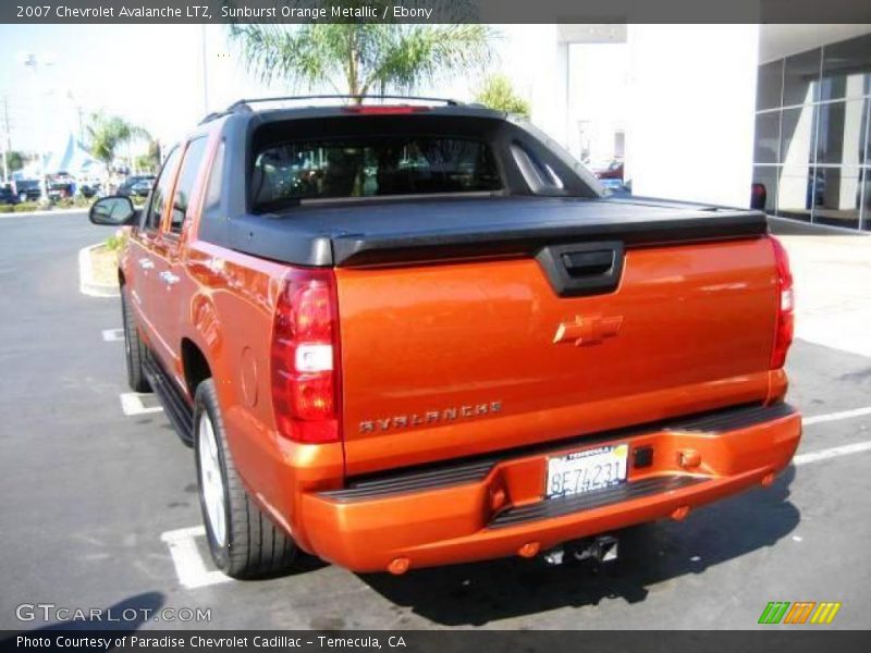 Sunburst Orange Metallic / Ebony 2007 Chevrolet Avalanche LTZ