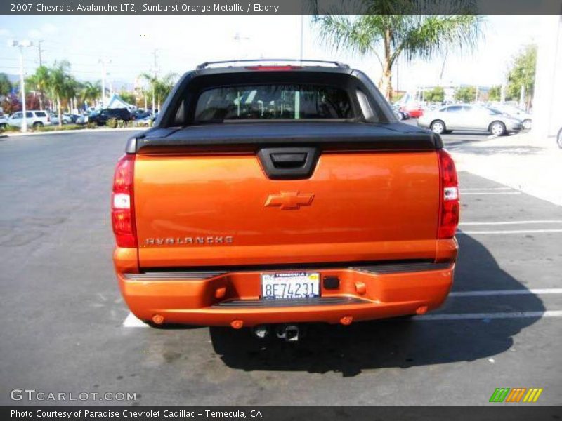 Sunburst Orange Metallic / Ebony 2007 Chevrolet Avalanche LTZ