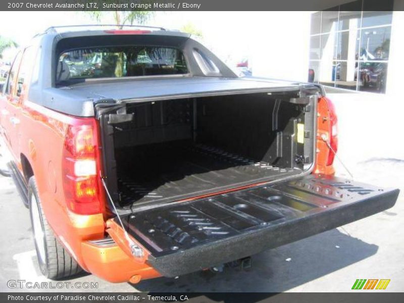 Sunburst Orange Metallic / Ebony 2007 Chevrolet Avalanche LTZ