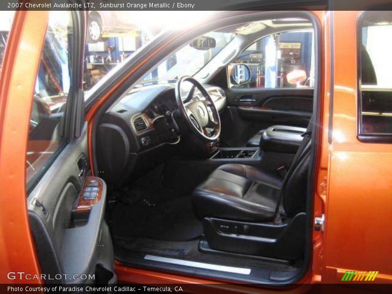 Sunburst Orange Metallic / Ebony 2007 Chevrolet Avalanche LTZ