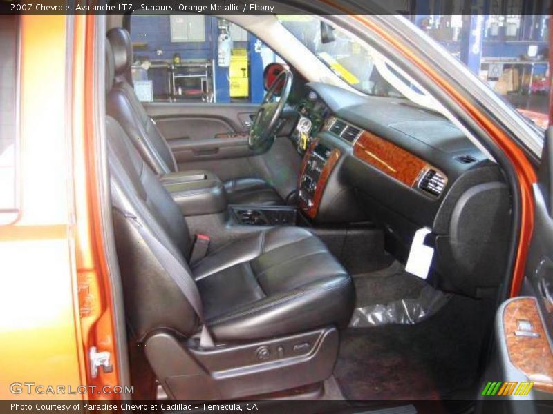 Sunburst Orange Metallic / Ebony 2007 Chevrolet Avalanche LTZ