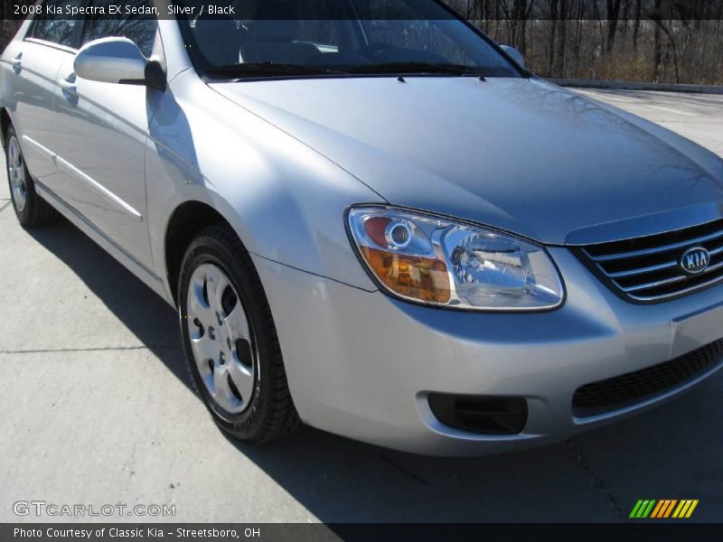 Silver / Black 2008 Kia Spectra EX Sedan