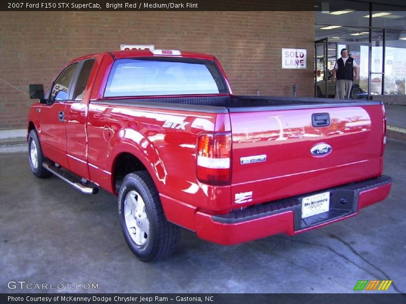 Bright Red / Medium/Dark Flint 2007 Ford F150 STX SuperCab