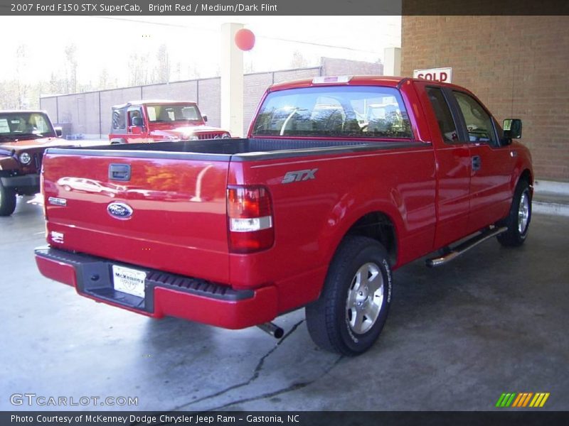 Bright Red / Medium/Dark Flint 2007 Ford F150 STX SuperCab