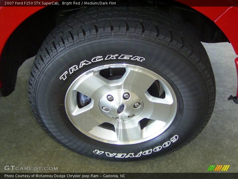 Bright Red / Medium/Dark Flint 2007 Ford F150 STX SuperCab