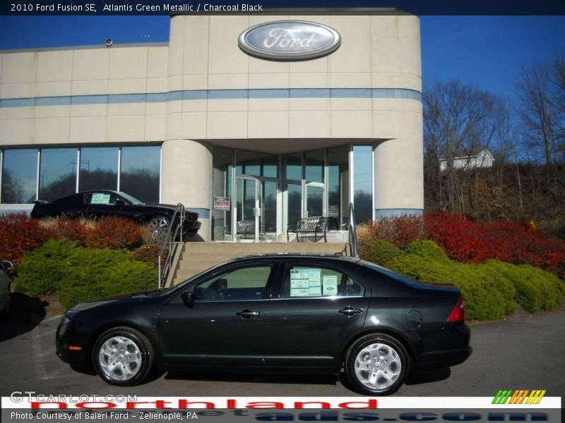 Atlantis Green Metallic / Charcoal Black 2010 Ford Fusion SE