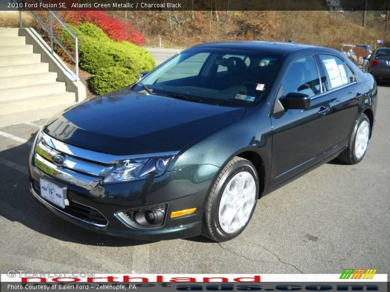 Atlantis Green Metallic / Charcoal Black 2010 Ford Fusion SE