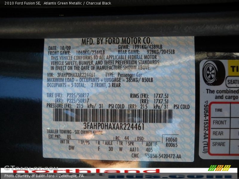 Atlantis Green Metallic / Charcoal Black 2010 Ford Fusion SE